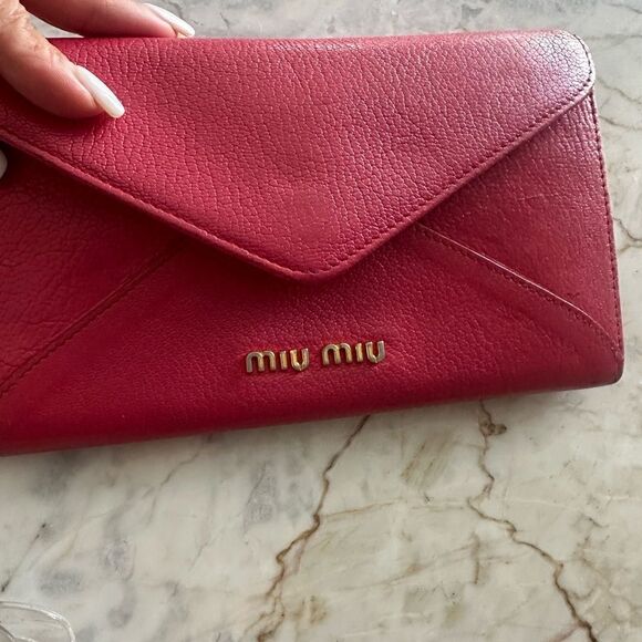 Miu Miu Raspberry Pink Envelope Wallet - Picture 5 of 17